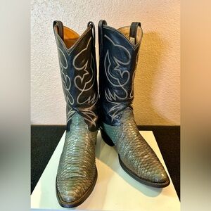 VTG Nocona Men’s Exotic Python Skin Leather Cowboy Boots. #5902 Size 11
